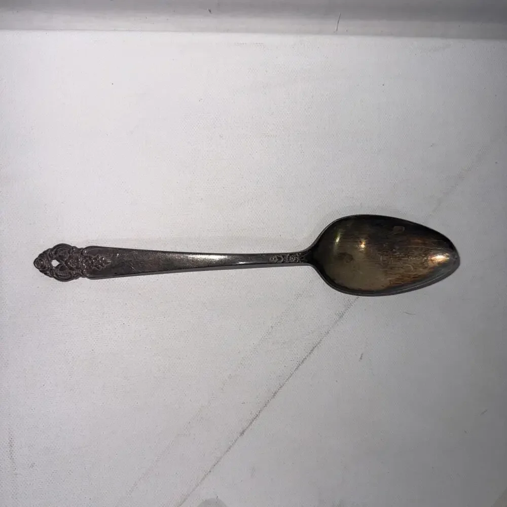 Oneida DISTINCTION Silver Plate Prestige 1951 Silverware Flatware Tarnished Read